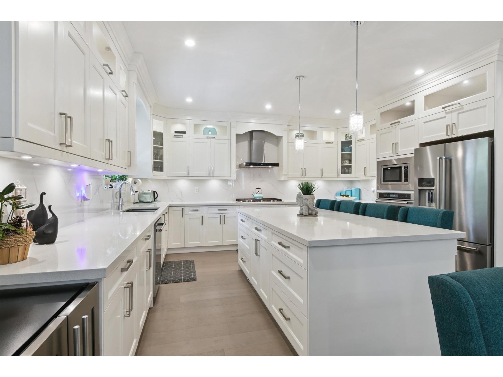 Photo 8 of 4851 201 A Street, Langley BC