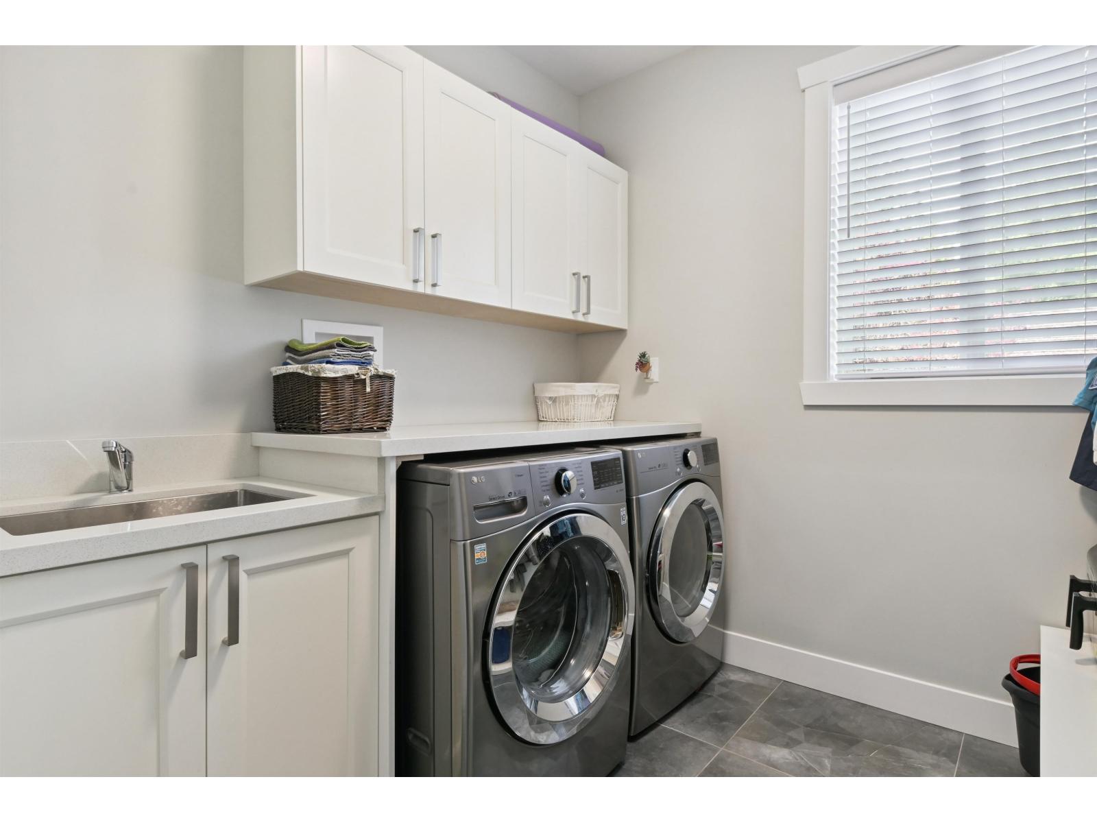 Photo 12 of 4851 201 A Street, Langley BC