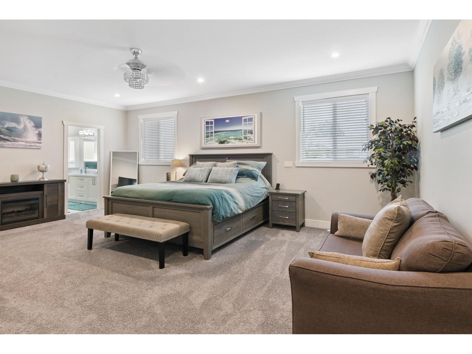 Photo 13 of 4851 201 A Street, Langley BC