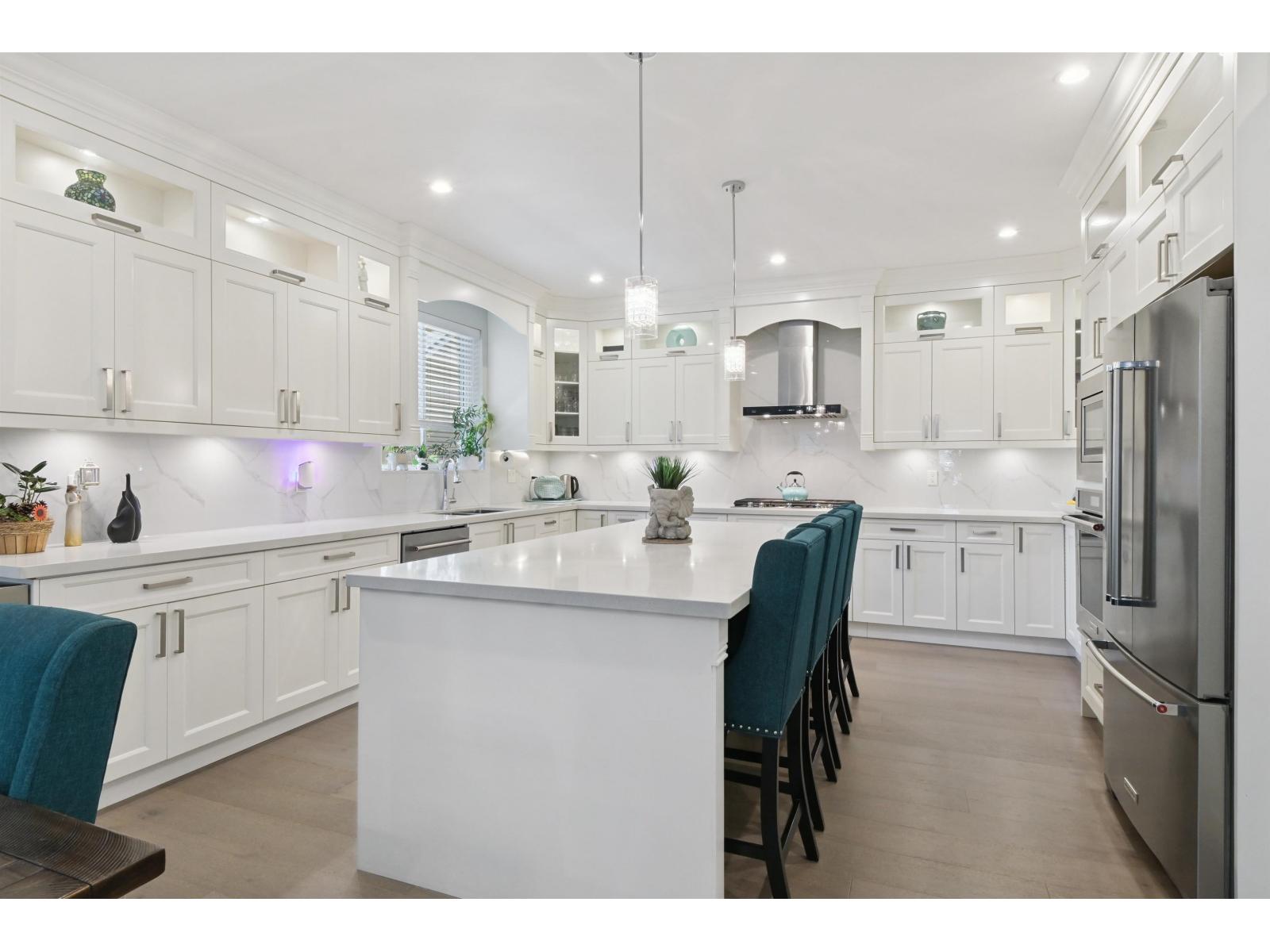 Photo 7 of 4851 201 A Street, Langley BC
