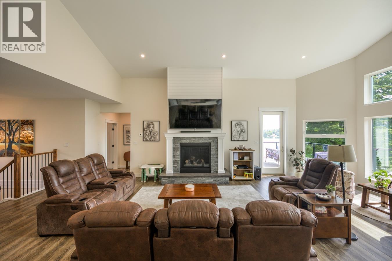 Photo 9 of 27735 N Ness Lake Road, Prince George BC
