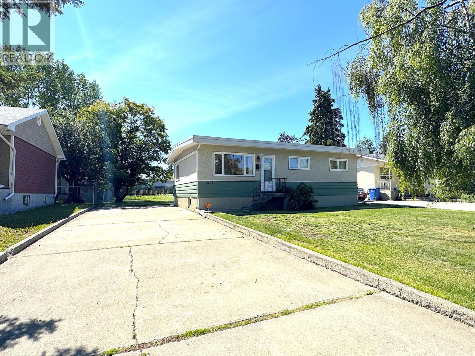 Photo 35 of 9703 112 Avenue, Fort St John BC