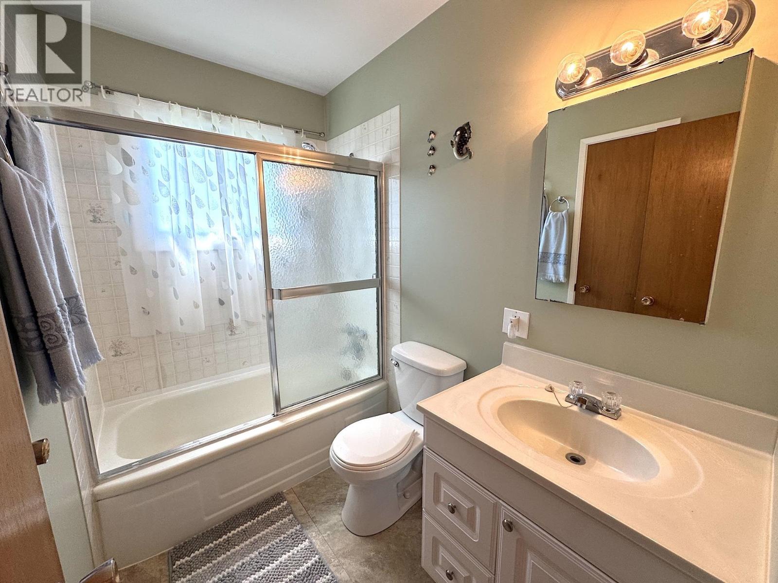 Photo 29 of 9703 112 Avenue, Fort St John BC