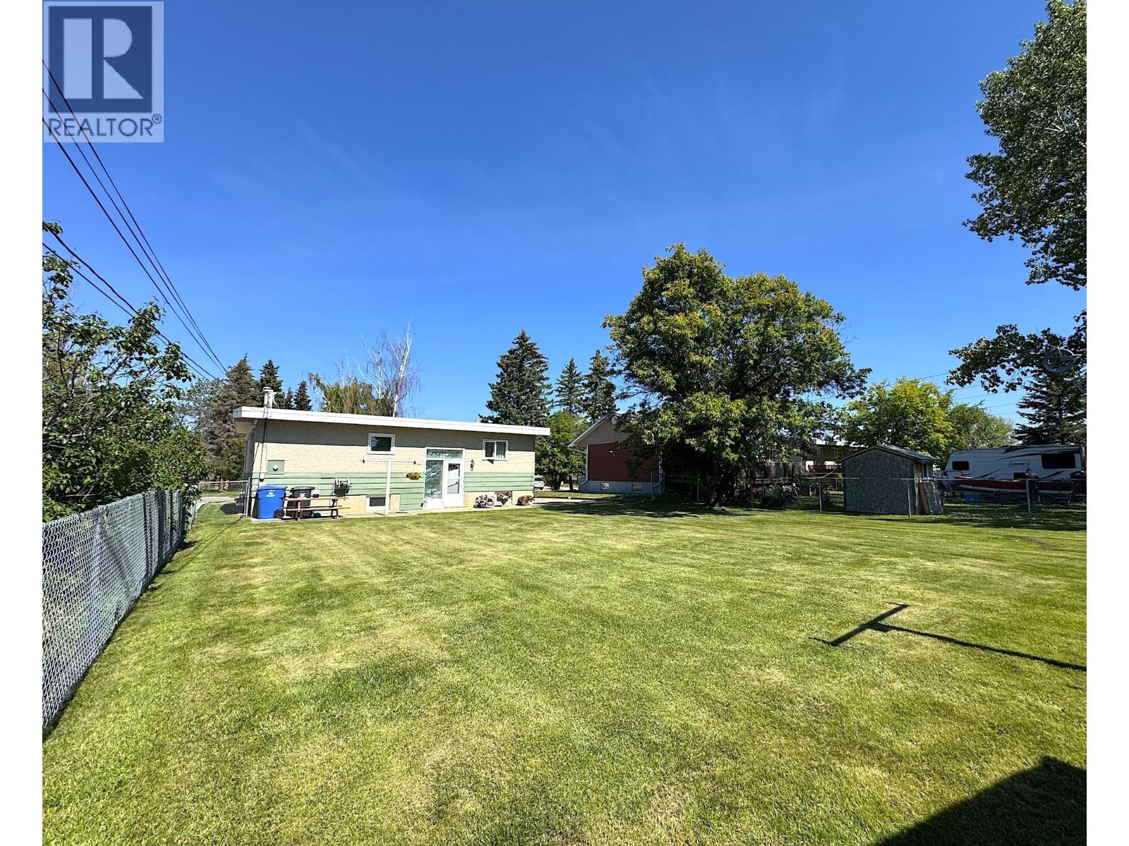 Photo 31 of 9703 112 Avenue, Fort St John BC