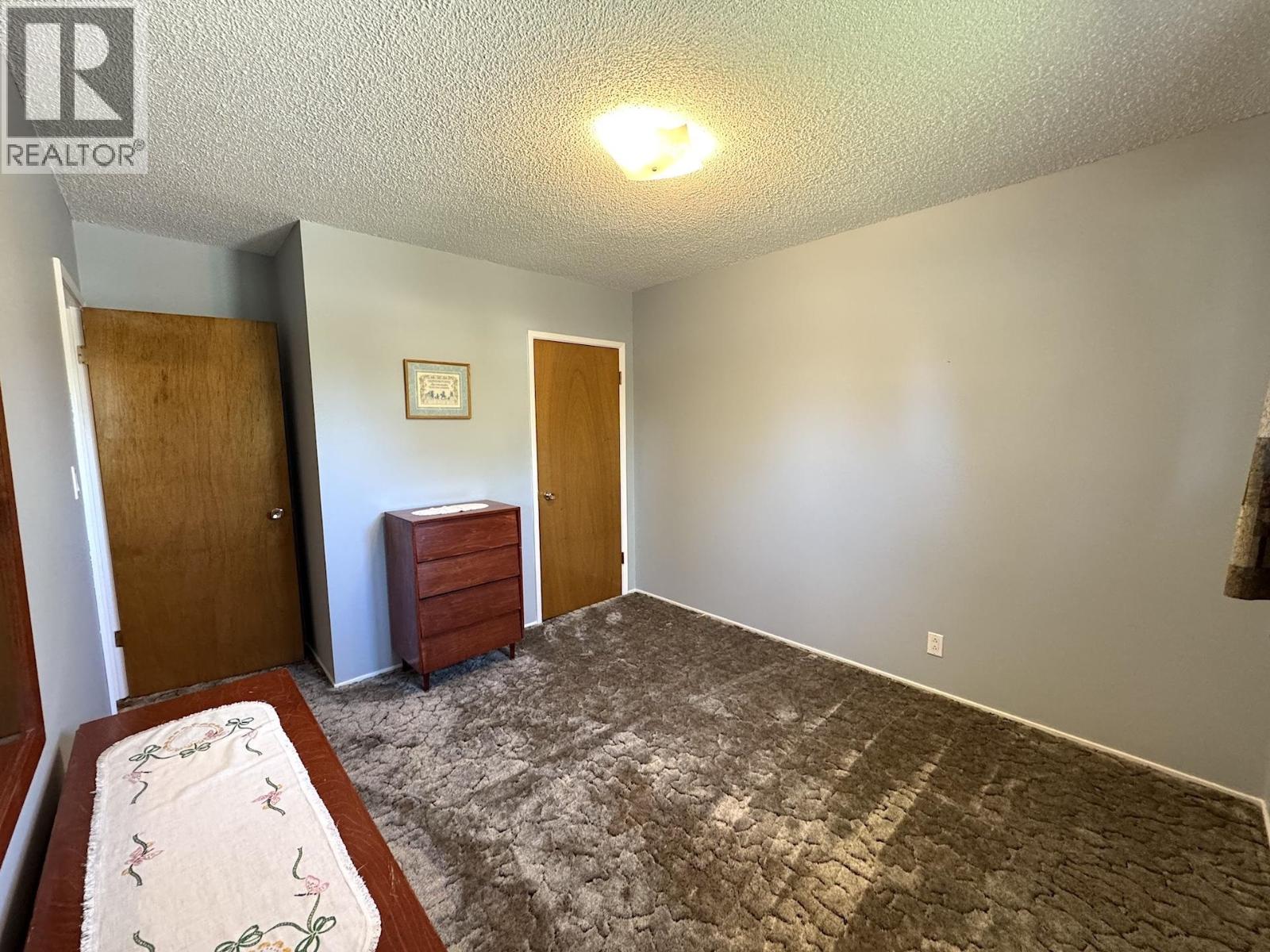 Photo 12 of 9703 112 Avenue, Fort St John BC