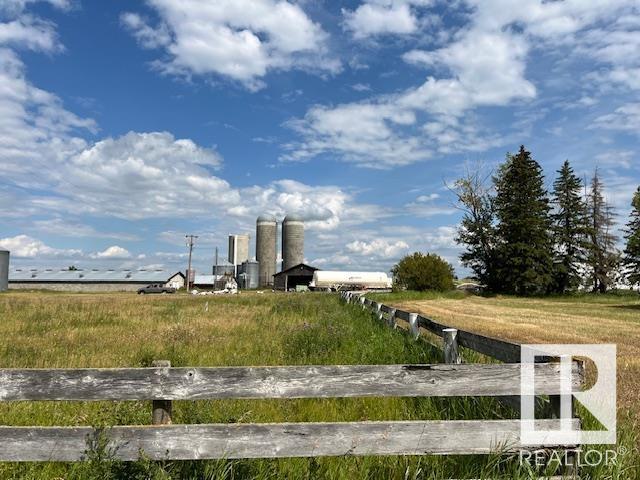 Photo 2 of 57503 Rr 105, Rural St Paul County AB