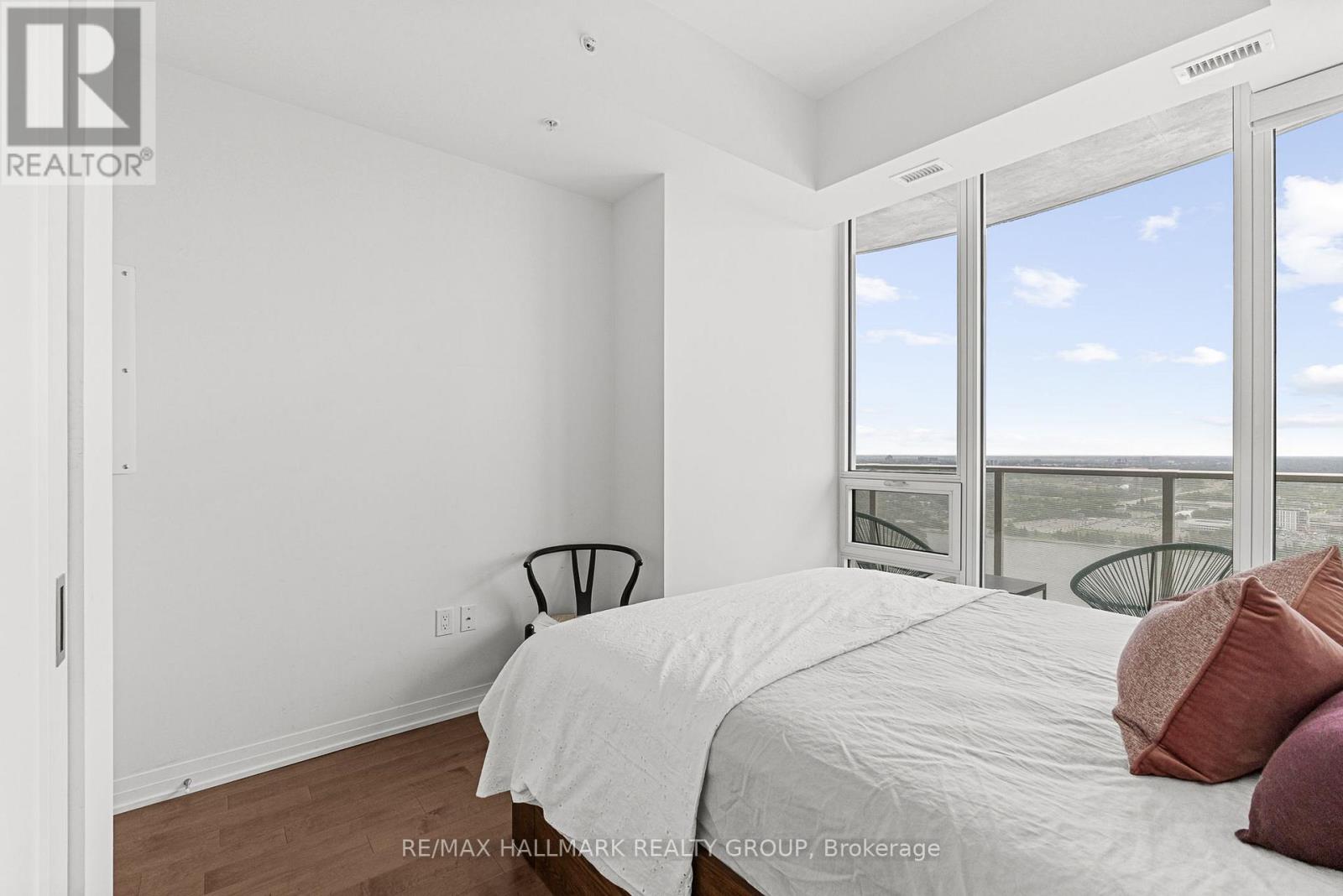 Photo 19 of 4005 805 Carling Avenue, Ottawa ON