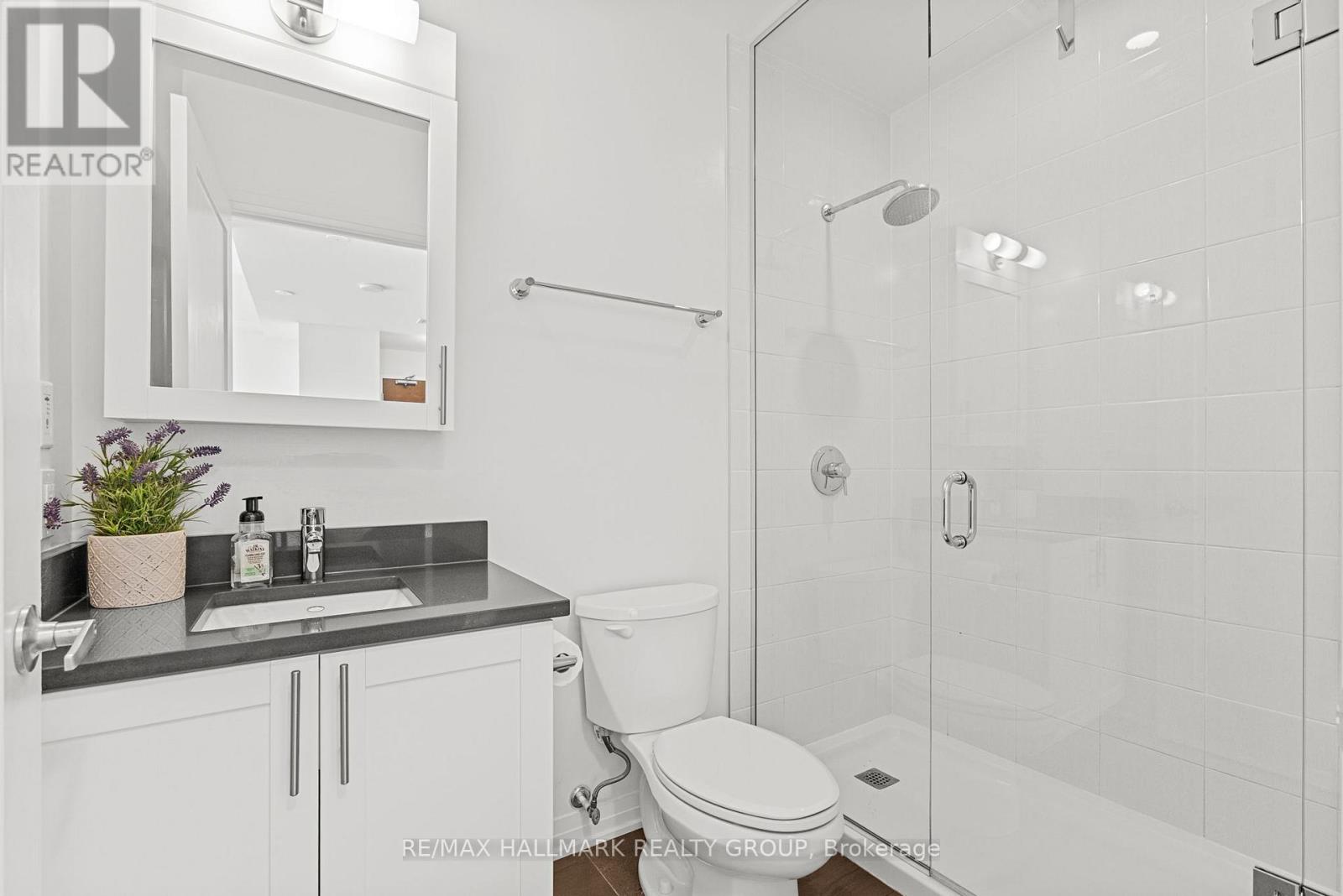 Photo 23 of 4005 805 Carling Avenue, Ottawa ON