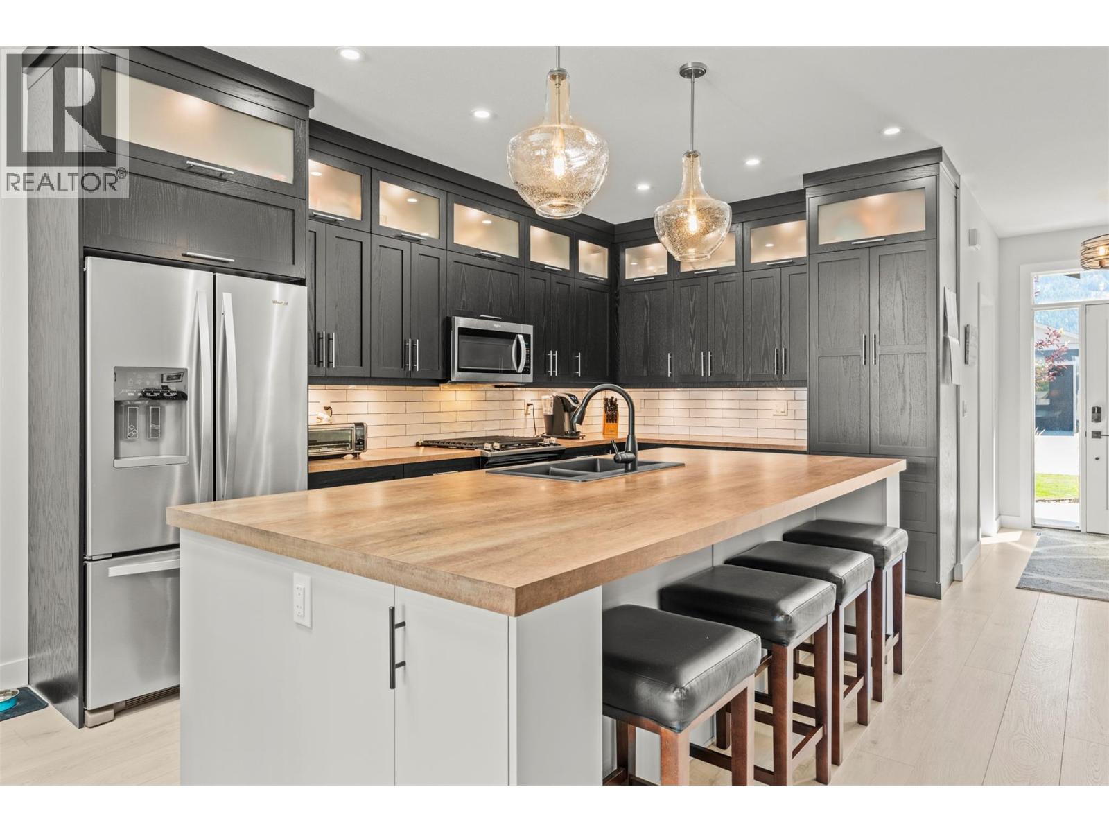Photo 7 of 2280 Nordstrom Avenue, Armstrong BC