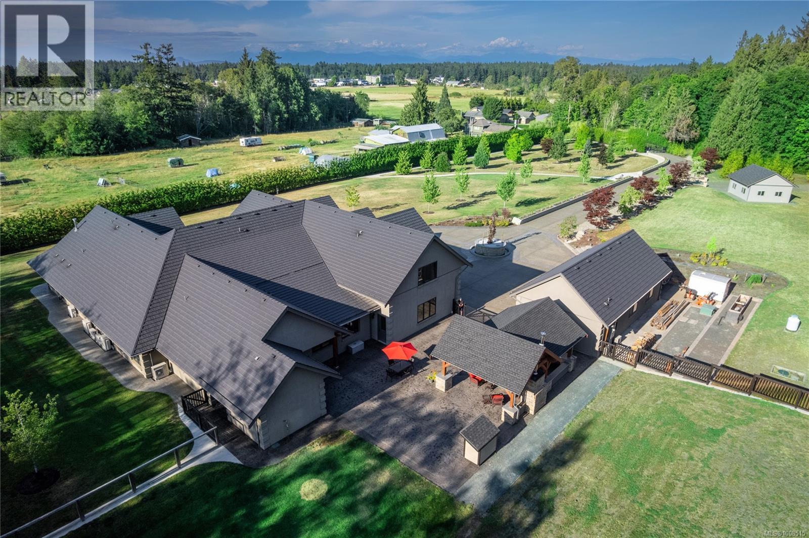 Photo 33 of 445 Blower Rd, Parksville BC