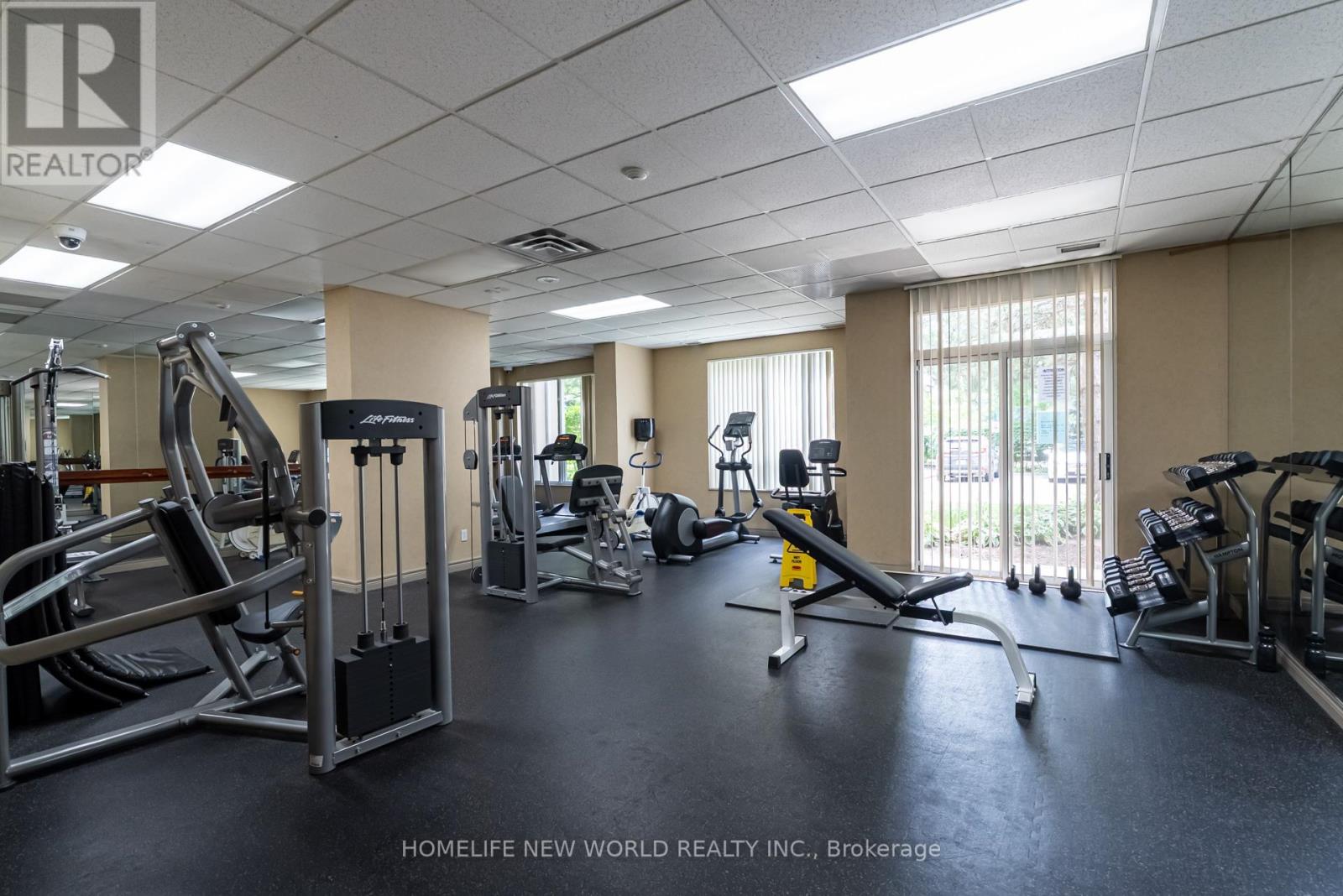 Photo 2 of 210 28 Empress Avenue, Toronto ON