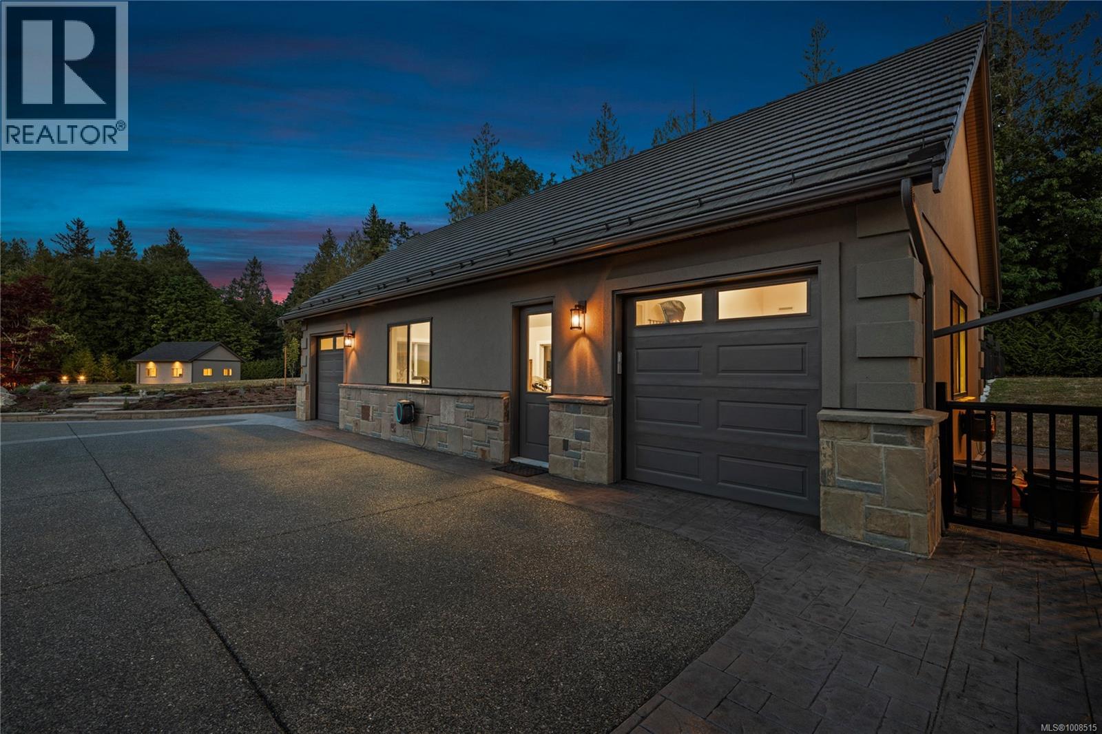 Photo 15 of 445 Blower Rd, Parksville BC