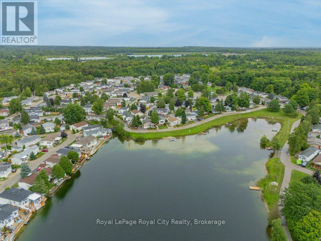 Photo 4 of 6 Water Street, Puslinch ON
