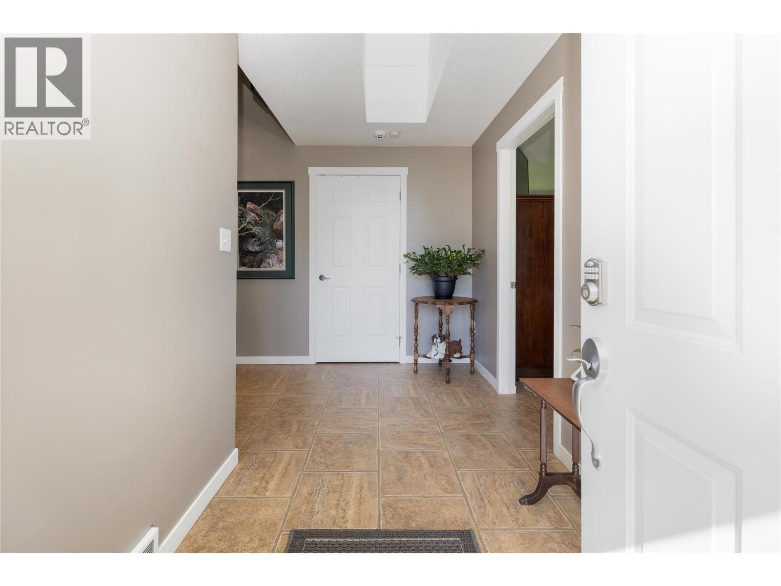 Photo 28 of 5801 35 Street Ne, Salmon Arm BC