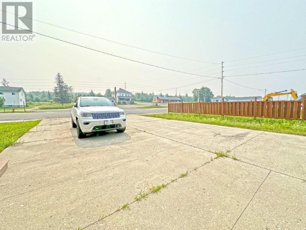 Photo 11 of 140 Main Street, Beardmore ON