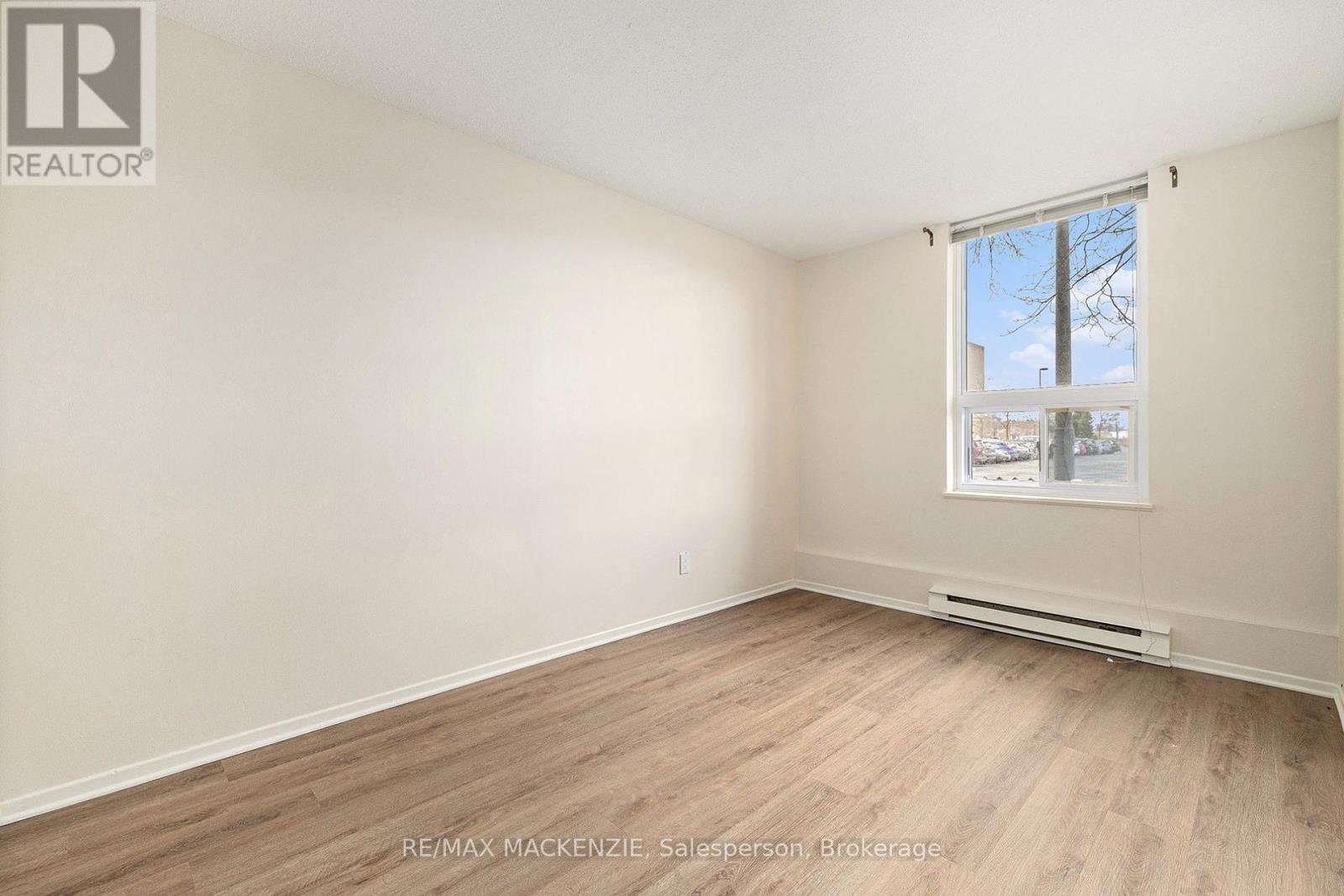 Photo 18 of 101 50 Emmerson Avenue, Ottawa ON