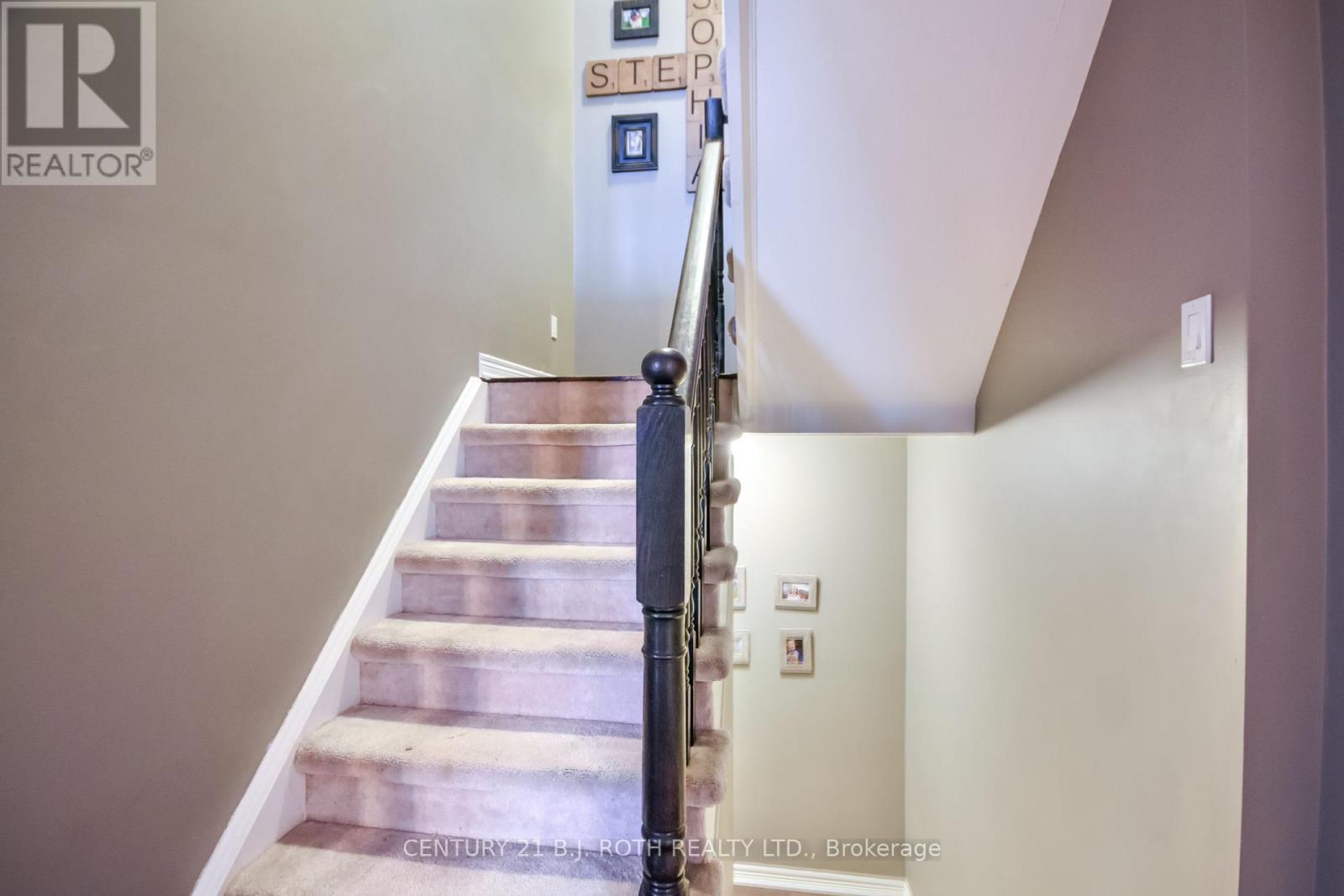 Photo 23 of 212 Maplewood Drive, Essa ON