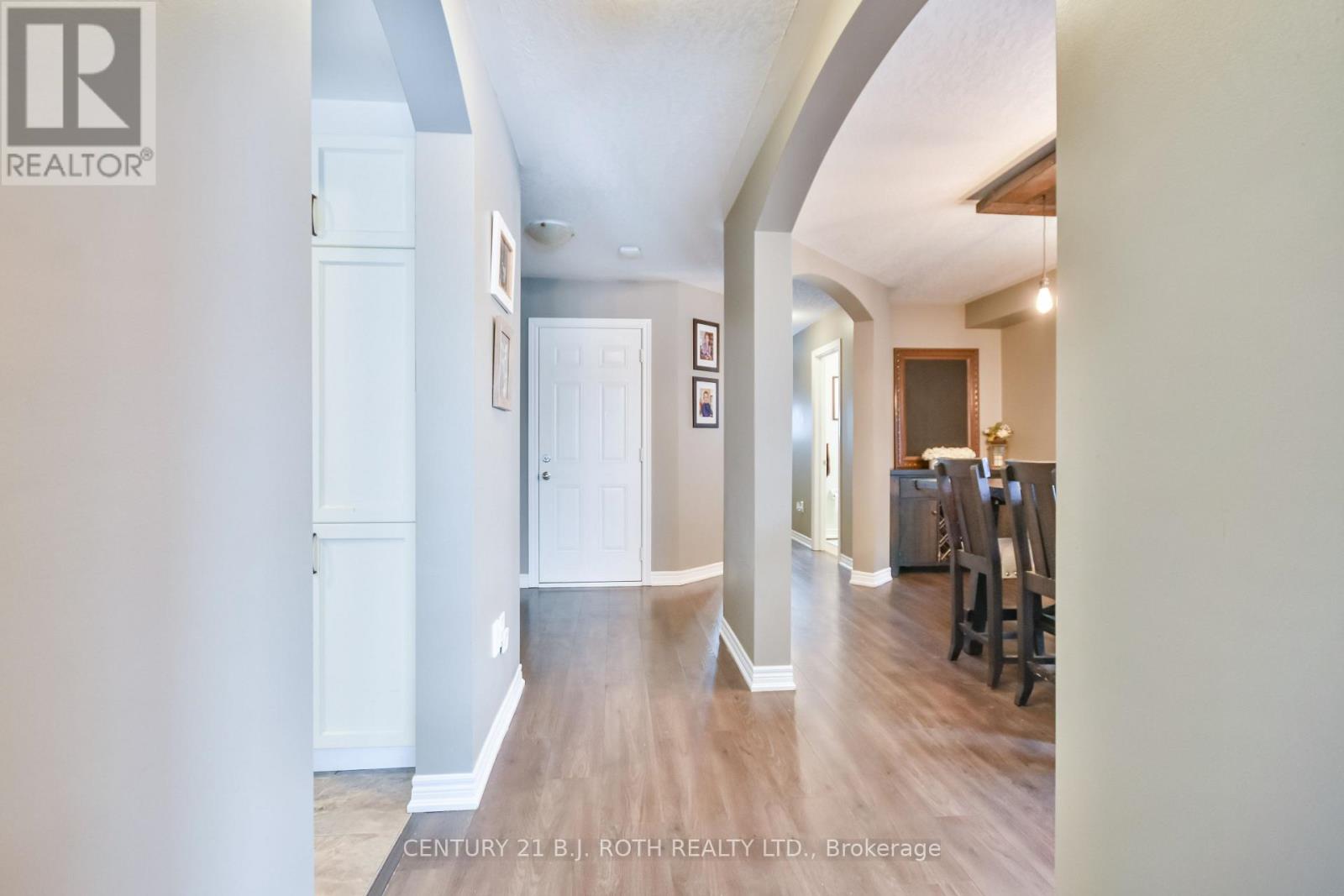 Photo 11 of 212 Maplewood Drive, Essa ON
