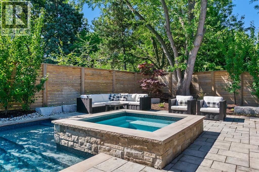 Photo 29 of 484 Aspen Forest Drive, Oakville ON
