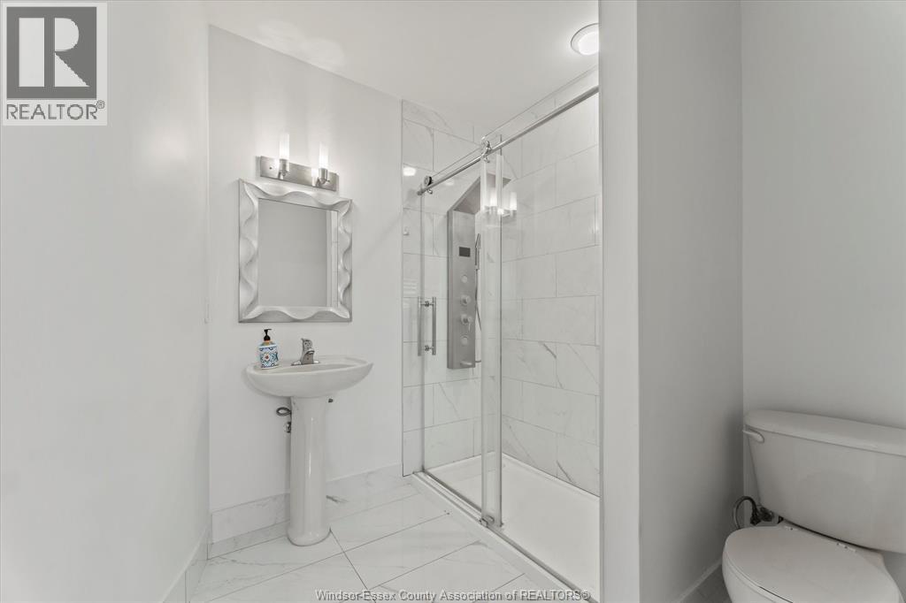 Photo 13 of 144 Meconi Court, Lakeshore ON