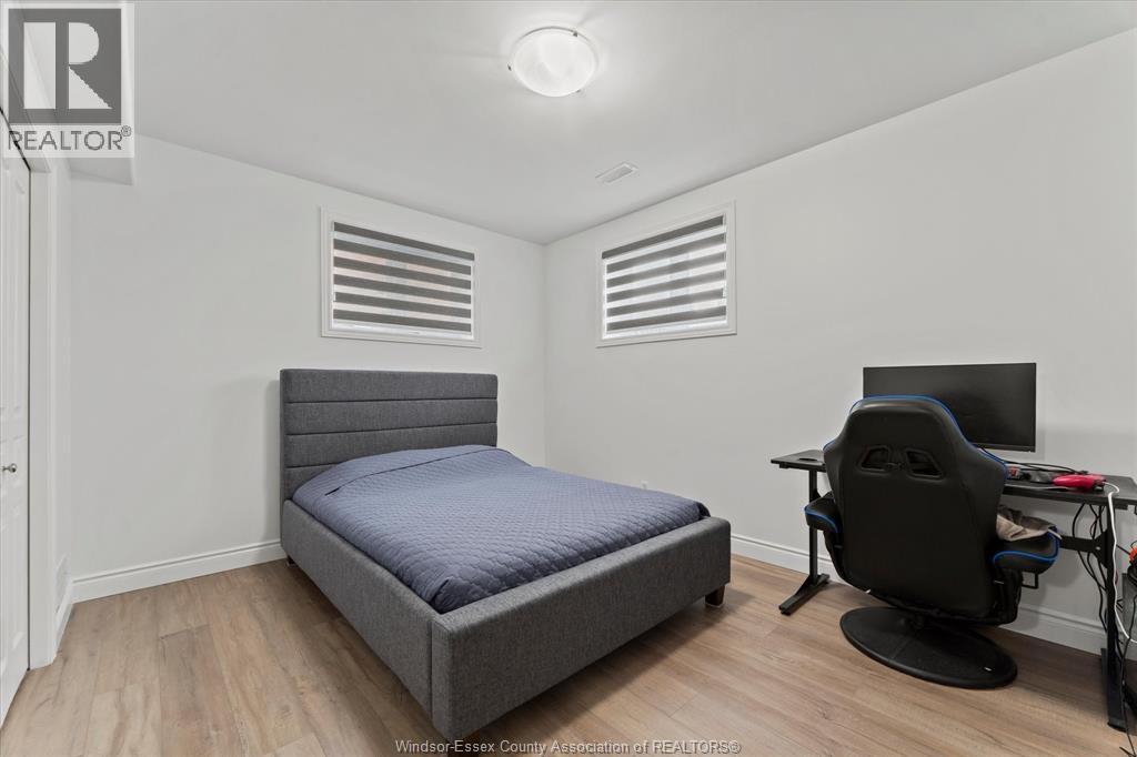 Photo 7 of 144 Meconi Court, Lakeshore ON