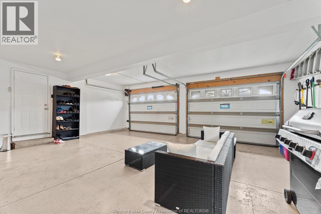 Photo 37 of 144 Meconi Court, Lakeshore ON