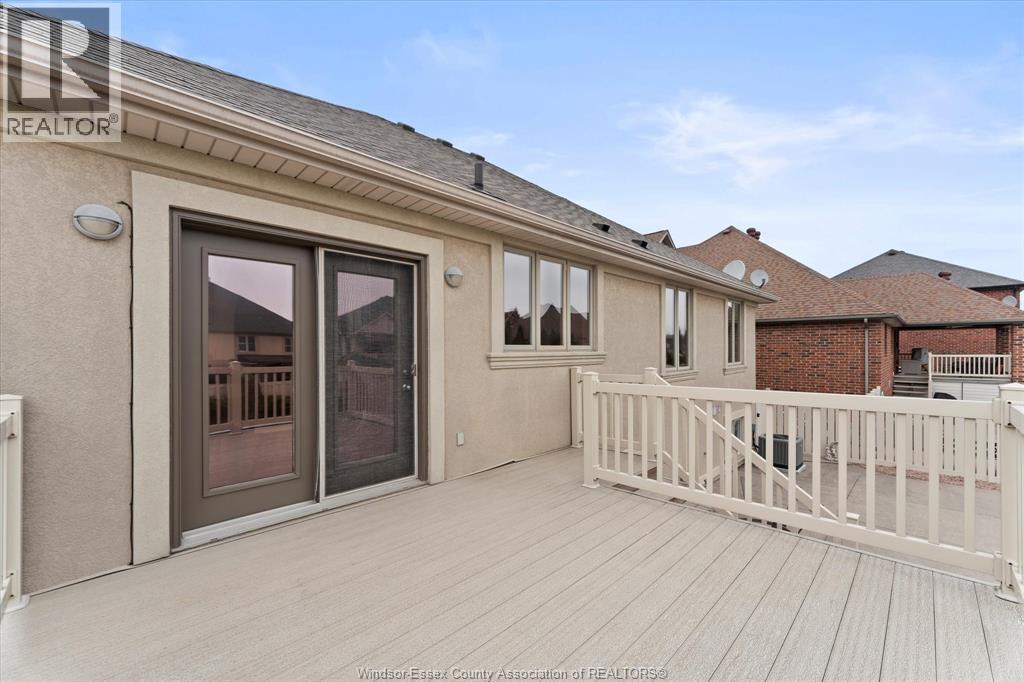 Photo 16 of 144 Meconi Court, Lakeshore ON