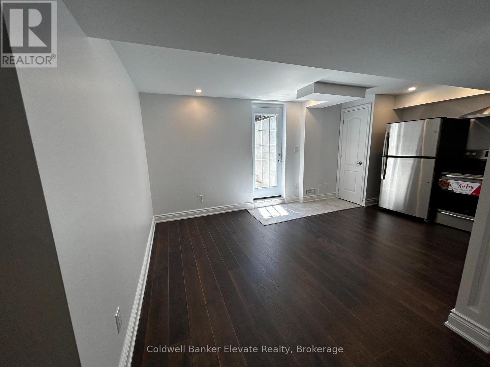 Photo 11 of Ll 1070 Gorham Way, Milton ON