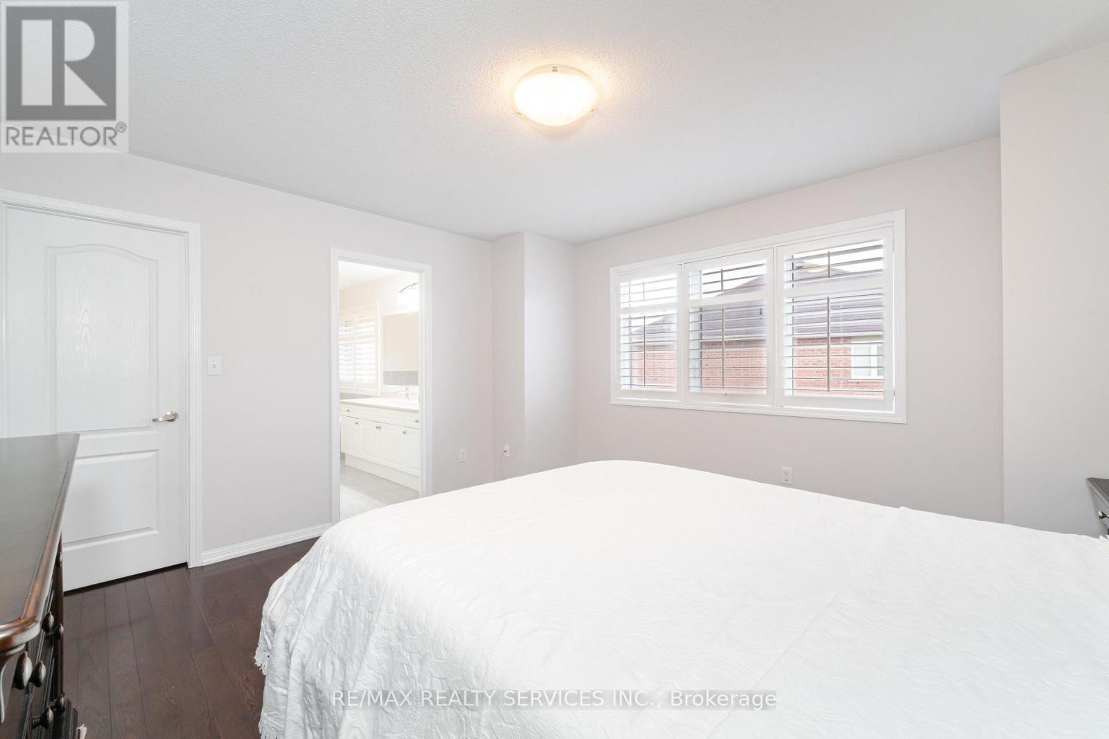 Photo 20 of 4 Klemscott Road, Brampton ON