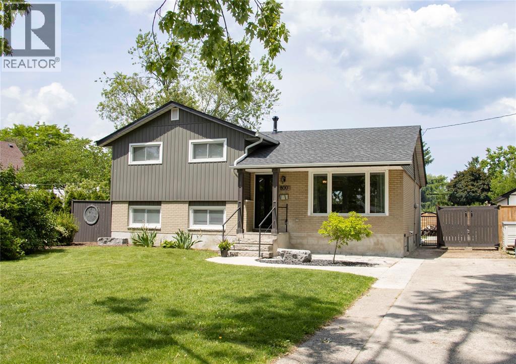 Photo 13 of 800 Rosedale Avenue, Sarnia ON