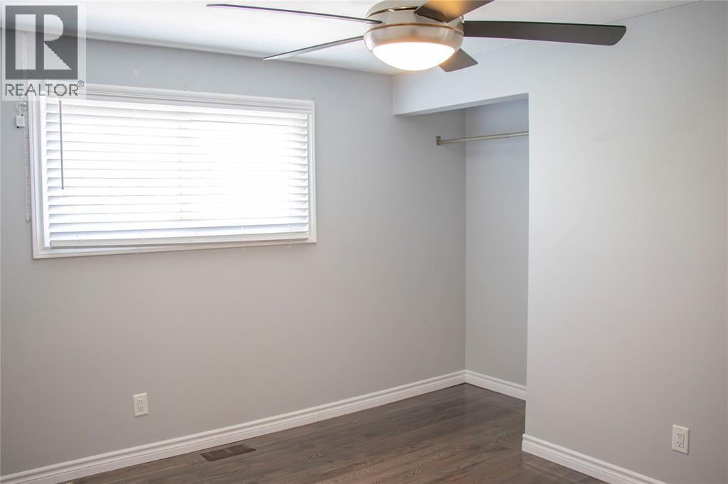 Photo 14 of 800 Rosedale Avenue, Sarnia ON