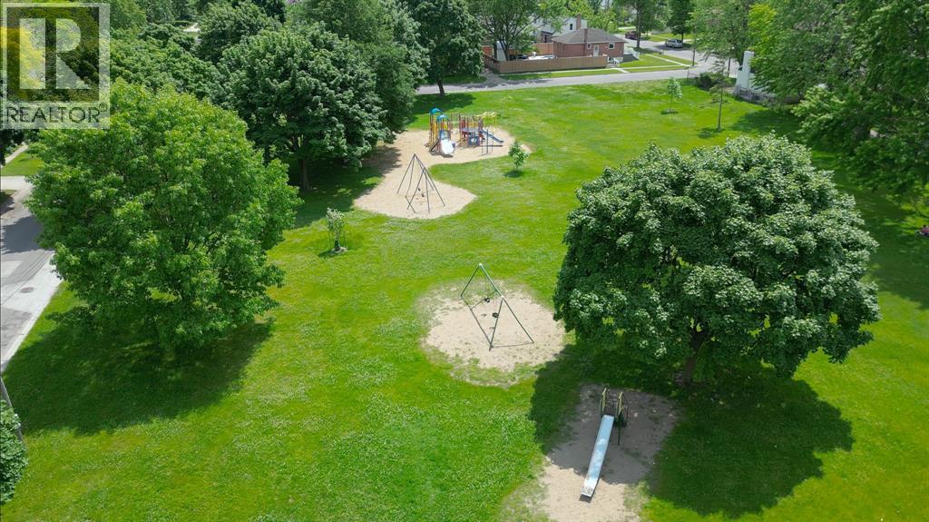Photo 26 of 800 Rosedale Avenue, Sarnia ON