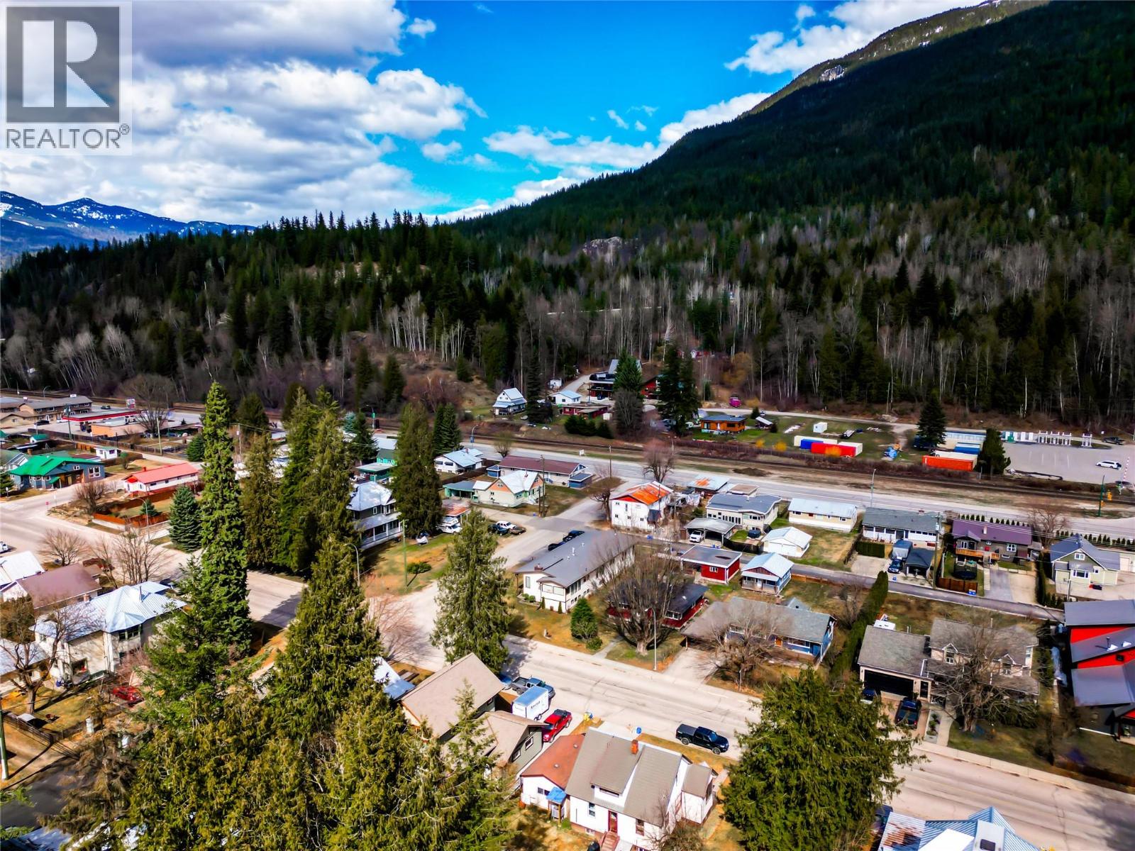 108 Ford Street, Revelstoke