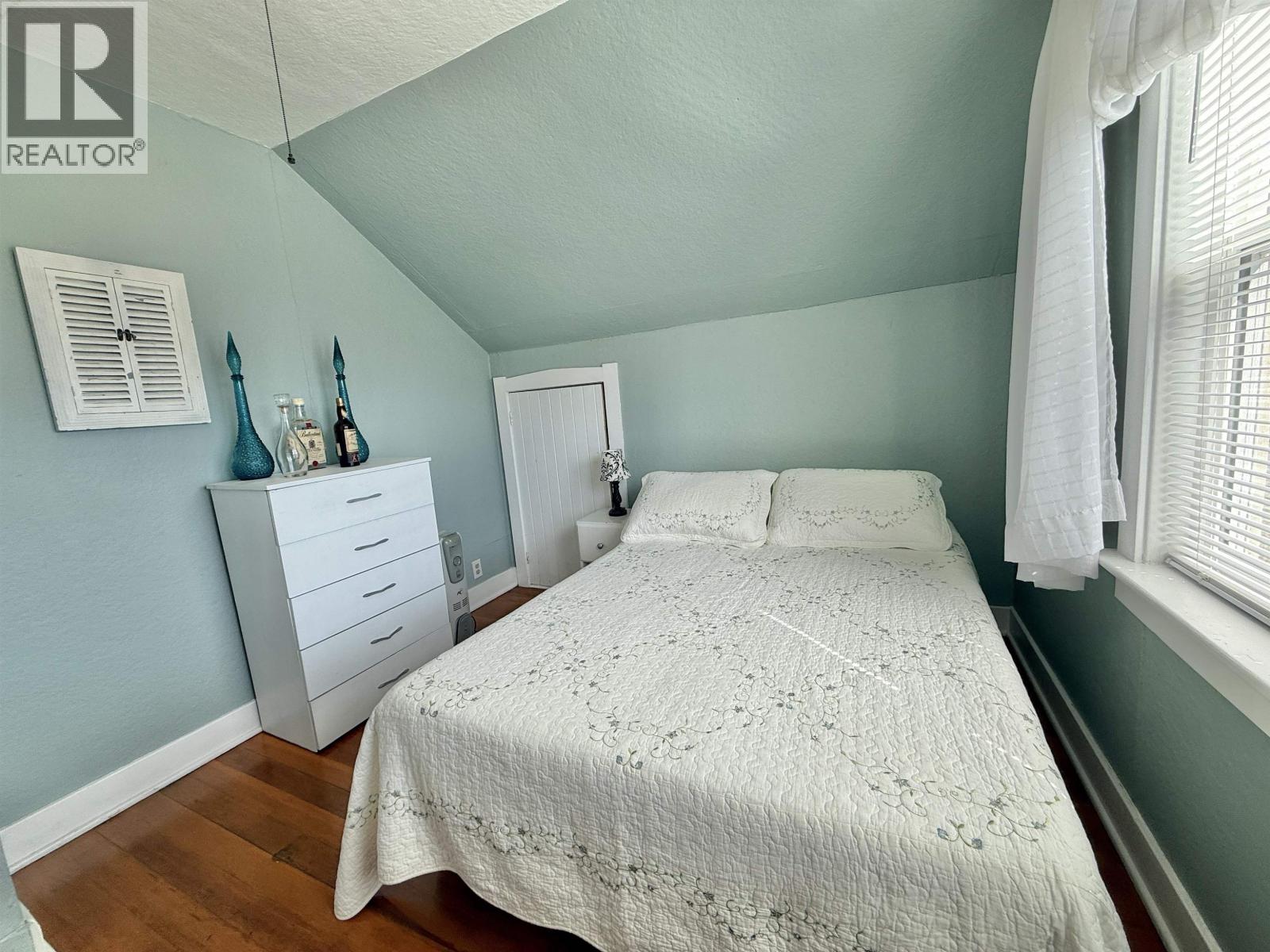 4374 SANDERS AVENUE, Wells