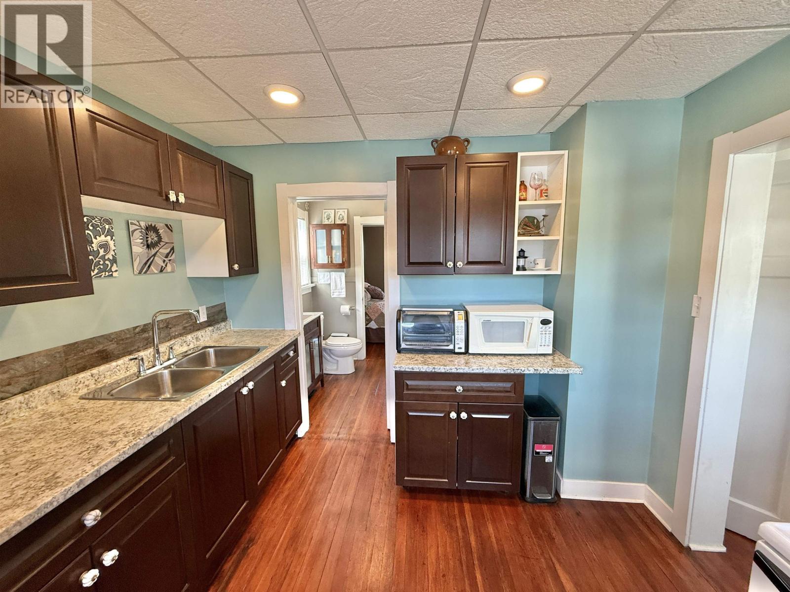 4374 SANDERS AVENUE, Wells