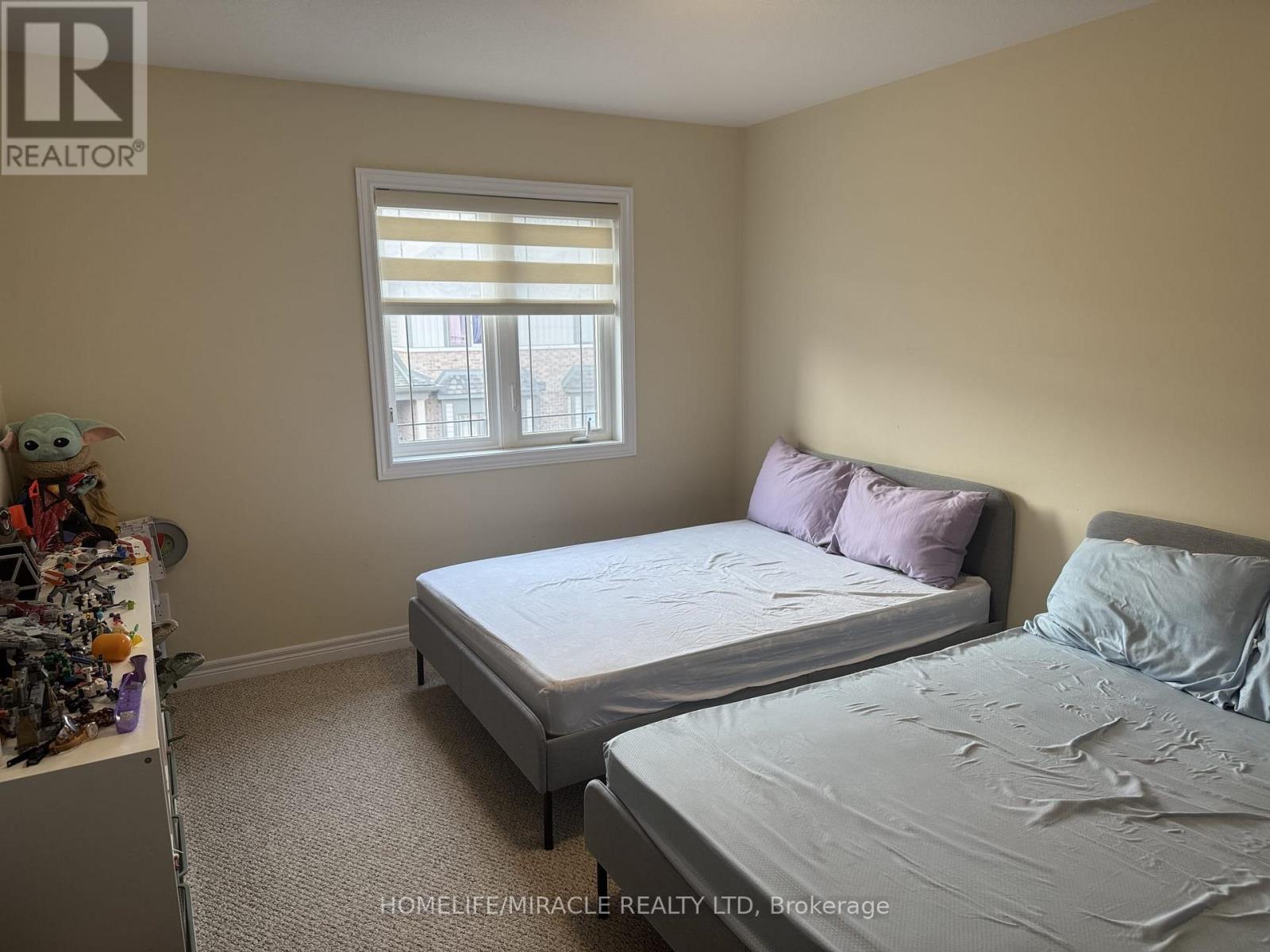 Photo 16 of 131 77 Diana Avenue, Brantford ON
