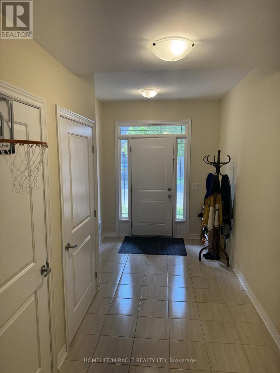 Photo 12 of 131 77 Diana Avenue, Brantford ON