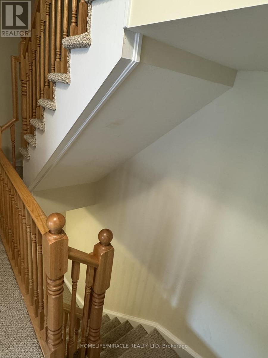 Photo 1 of 131 77 Diana Avenue, Brantford ON