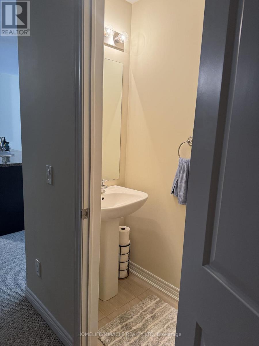 Photo 9 of 131 77 Diana Avenue, Brantford ON