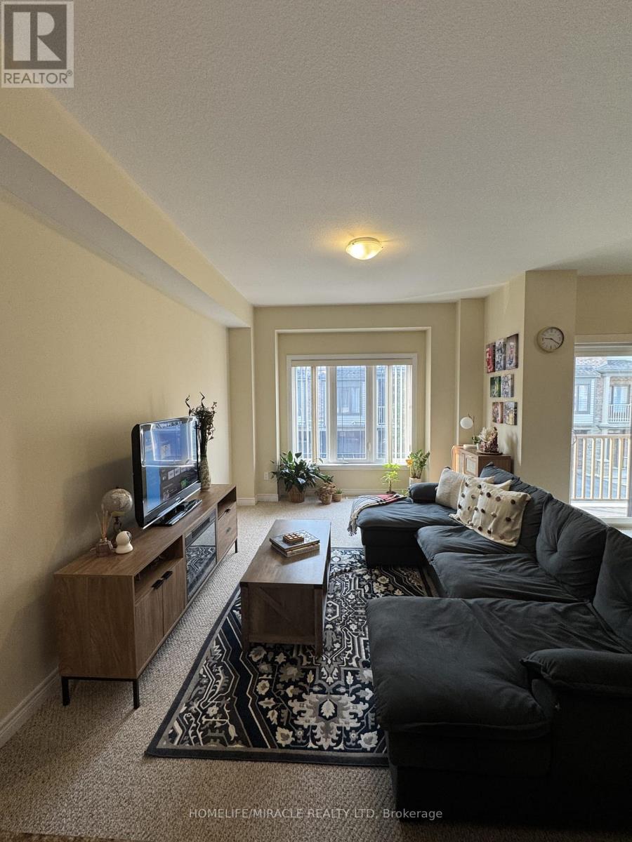Photo 4 of 131 77 Diana Avenue, Brantford ON
