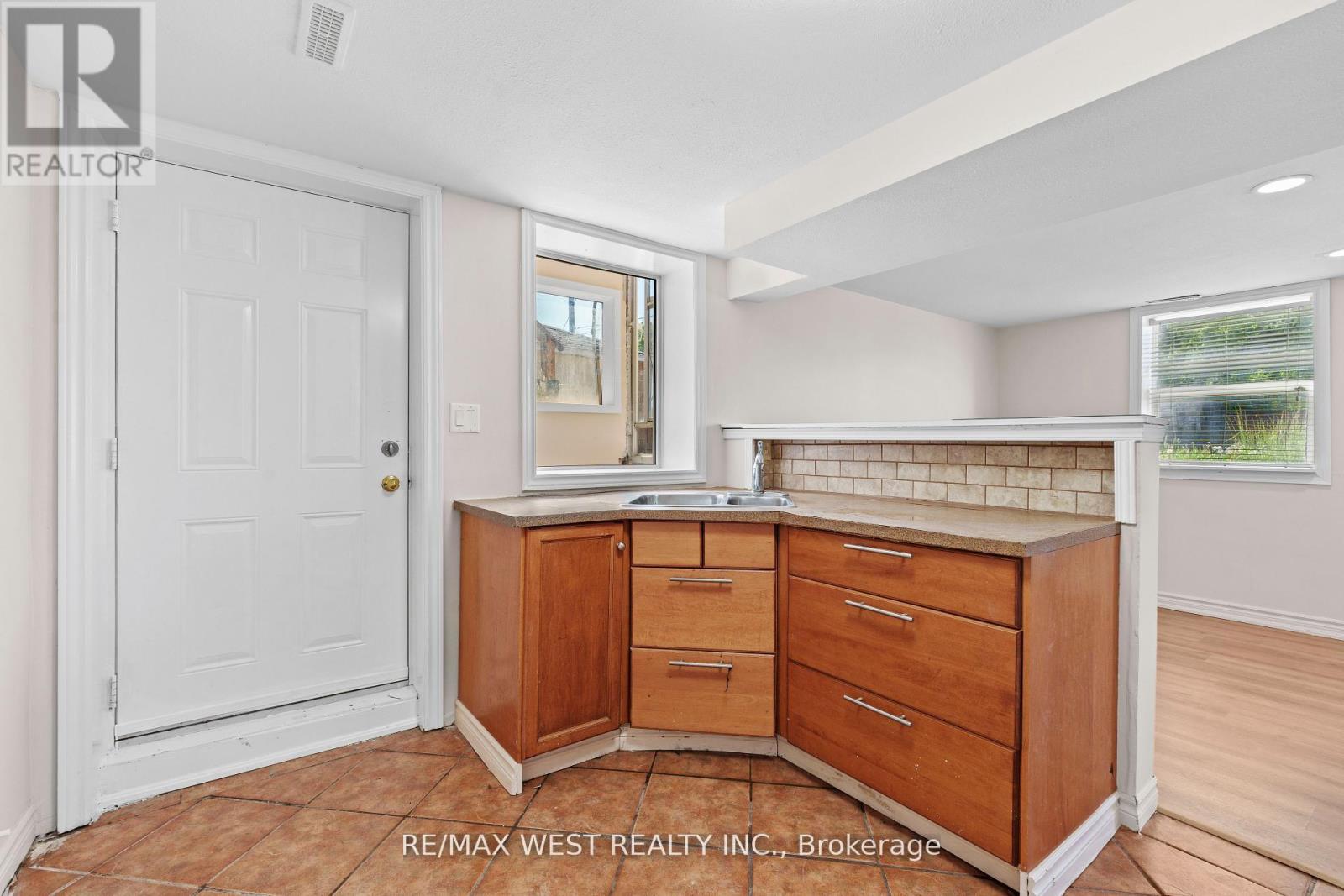 Photo 9 of 145 First Avenue, Kingston ON