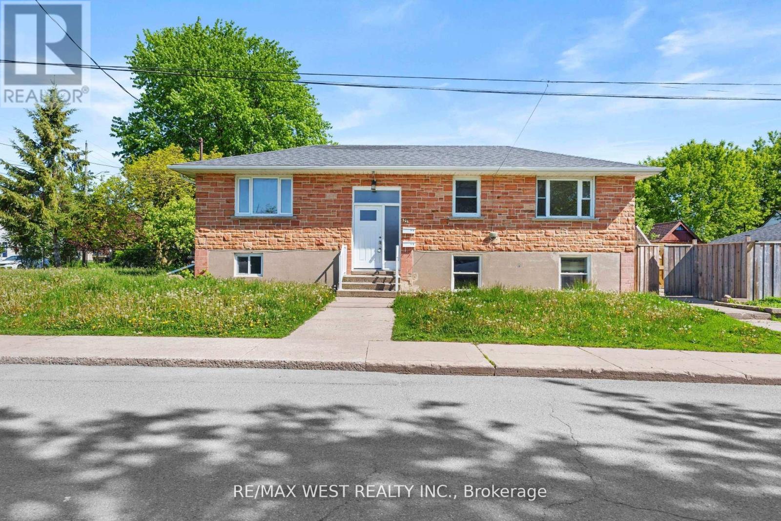 Photo 15 of 145 First Avenue, Kingston ON