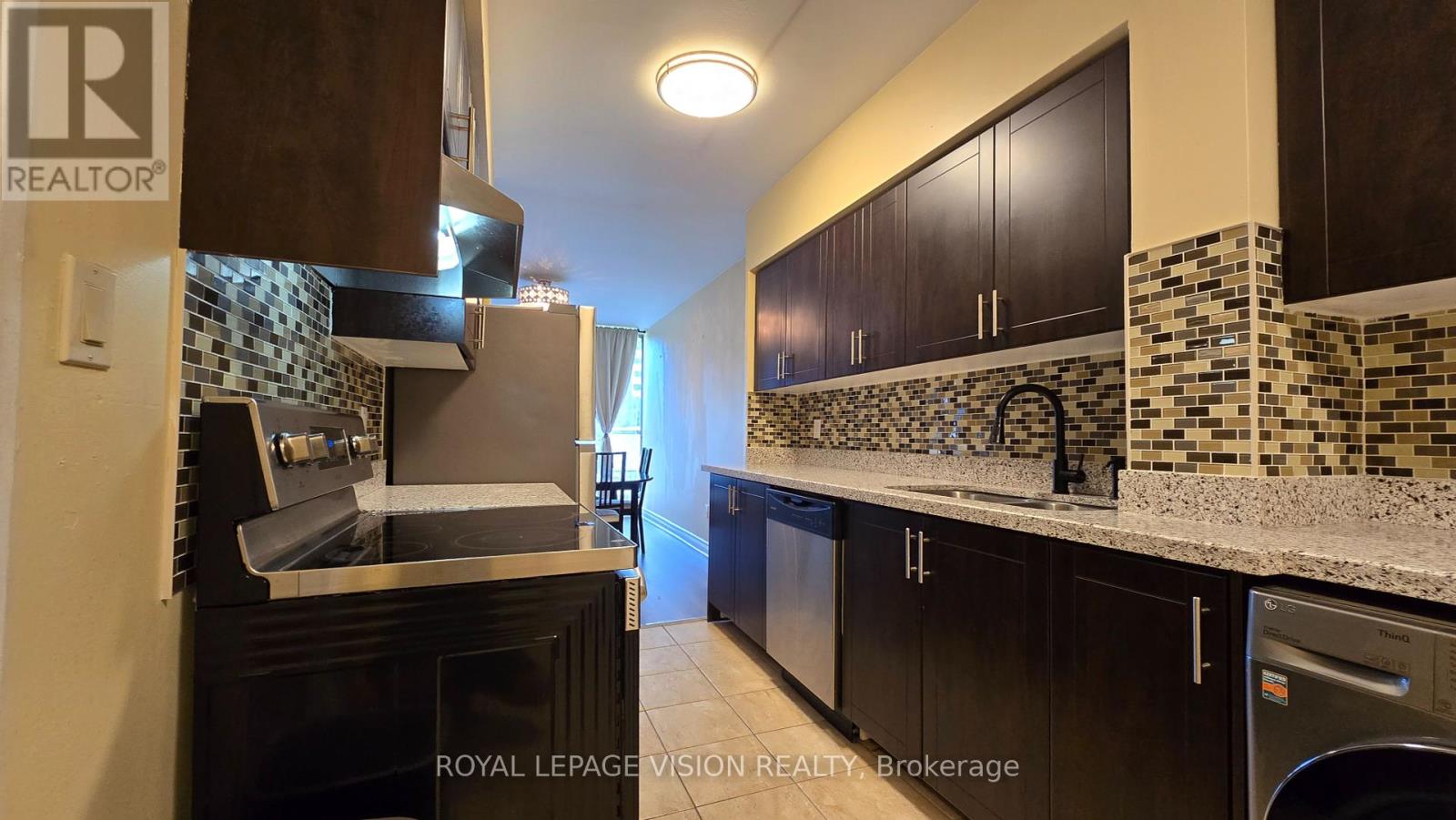 Photo 21 of 304 10 Crescent Town Road, Toronto ON