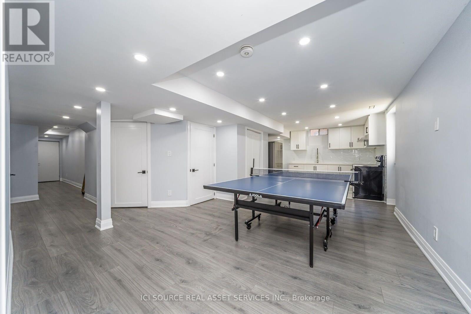 Photo 34 of 12 Amethyst Circle, Brampton ON