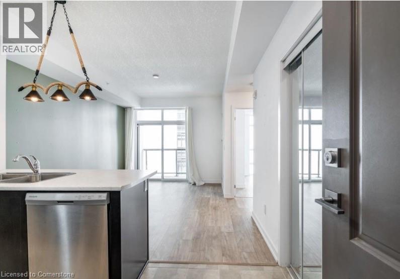 Photo 5 of 81 Robinson Street Unit 503, Hamilton ON
