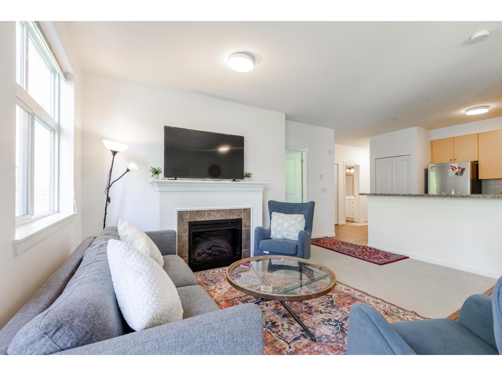 Photo 16 of 308 15299 17 A Avenue, Surrey BC