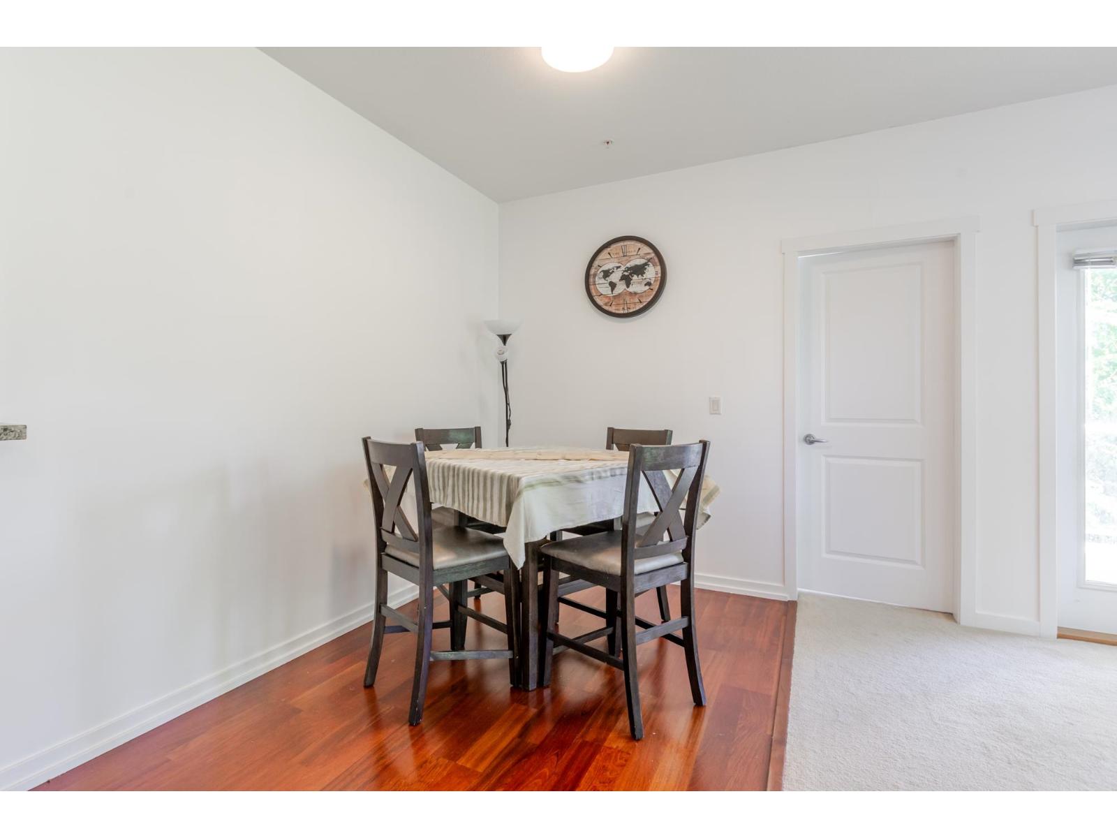 Photo 12 of 308 15299 17 A Avenue, Surrey BC