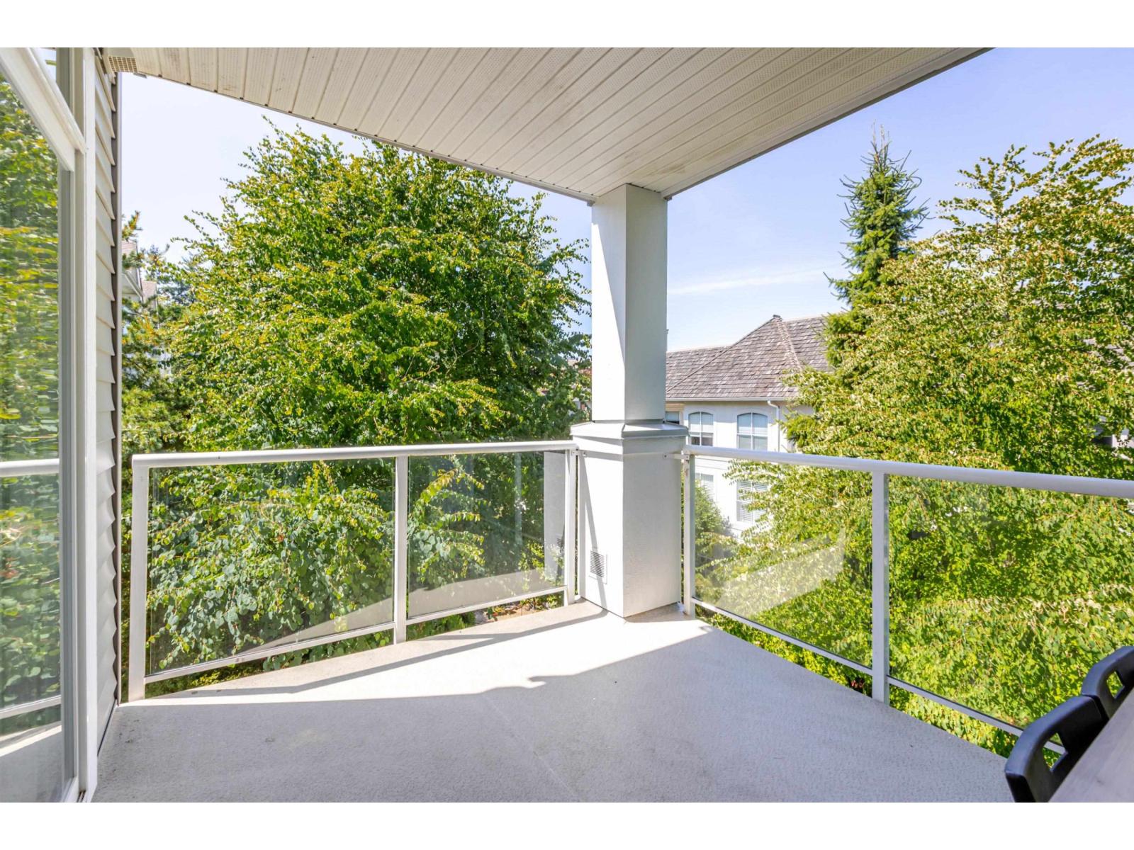 Photo 19 of 308 15299 17 A Avenue, Surrey BC