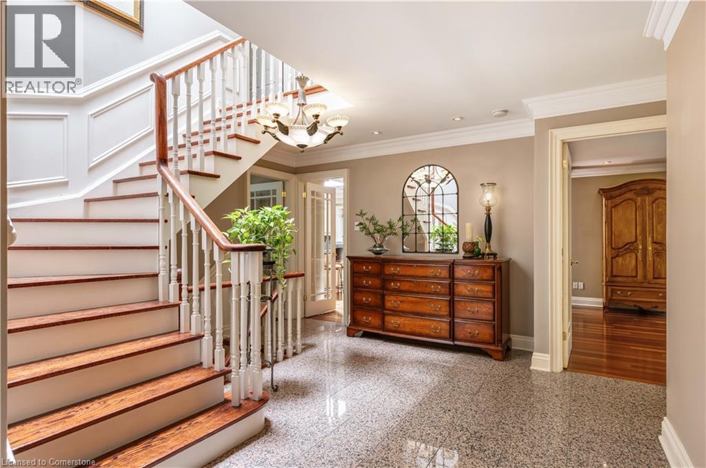 Photo 6 of 56 Cameo Street, Oakville ON
