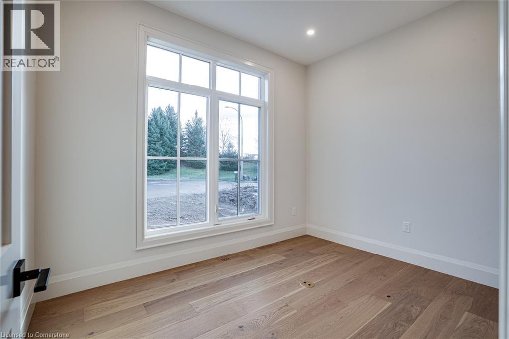 Photo 37 of 941 Old Mohawk Road, Ancaster ON